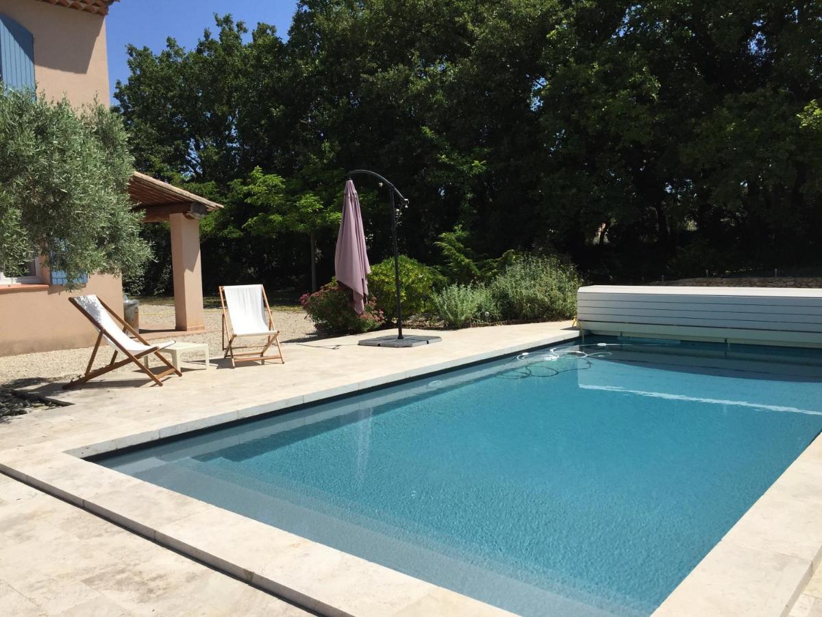 Villa Louanne Pertuis Exterior foto